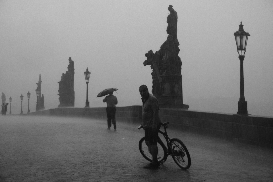 LIFE IN PRAGUE 